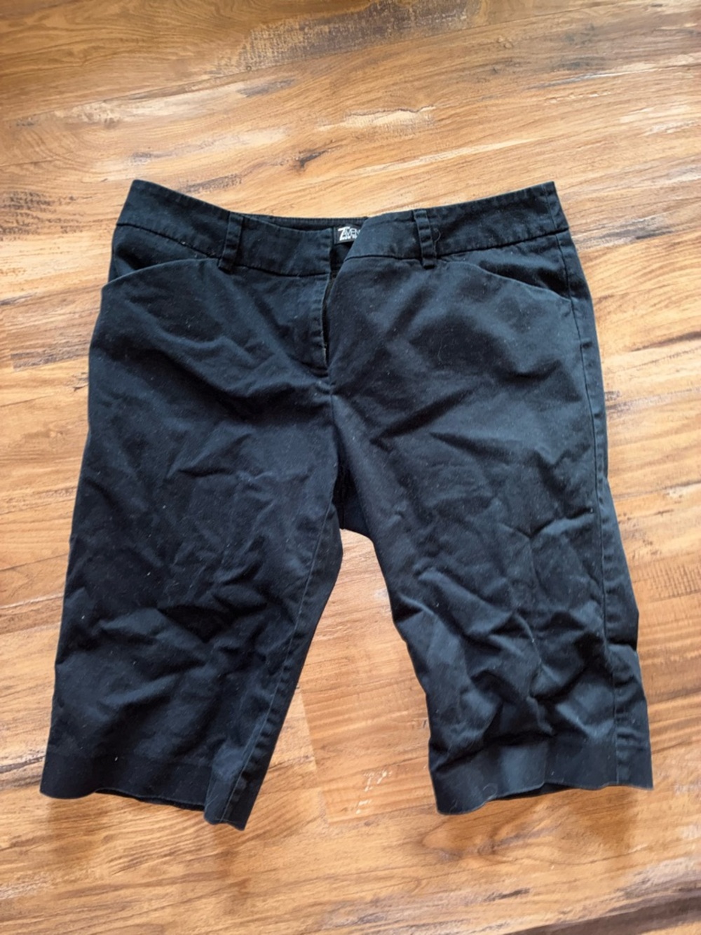 Black Women’s Bermuda Shorts — Tailored Mid-Rise Style